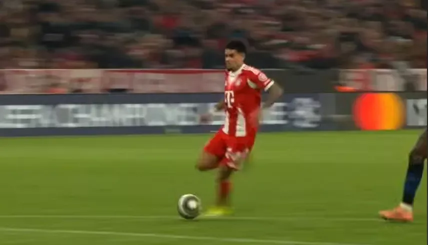 Lucho Díaz se consolida como el máximo goleador colombiano en la historia de la Champions League