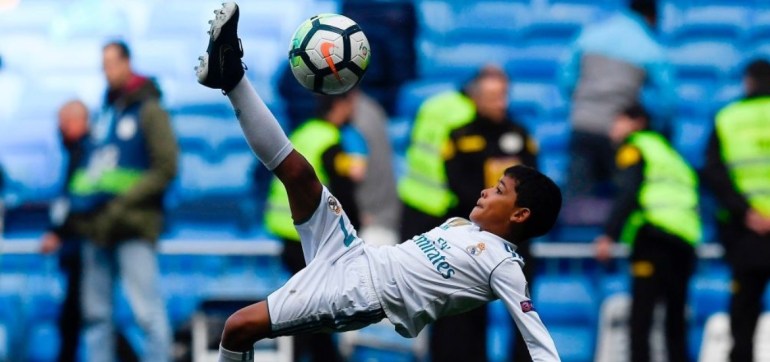 El bonito gesto de Cristiano Ronaldo con un niño sin piernas