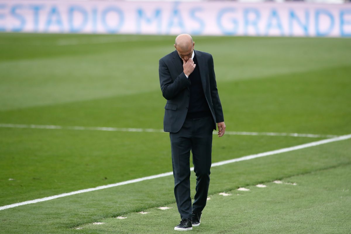 Zidane comunica su deseo de marcharse del Real Madrid
