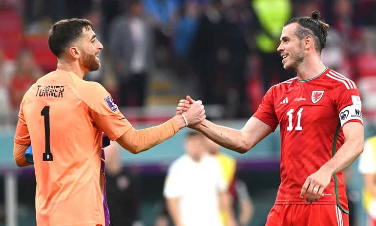 Gales y Estados Unidos igualan en su debut en Qatar